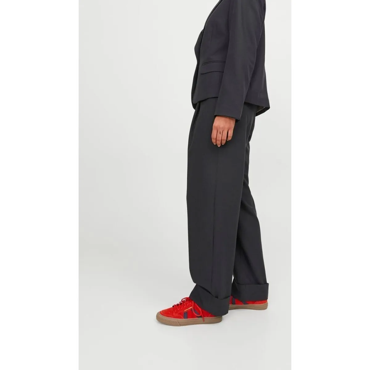 12236944 MARY PLEAT FU-BLACK