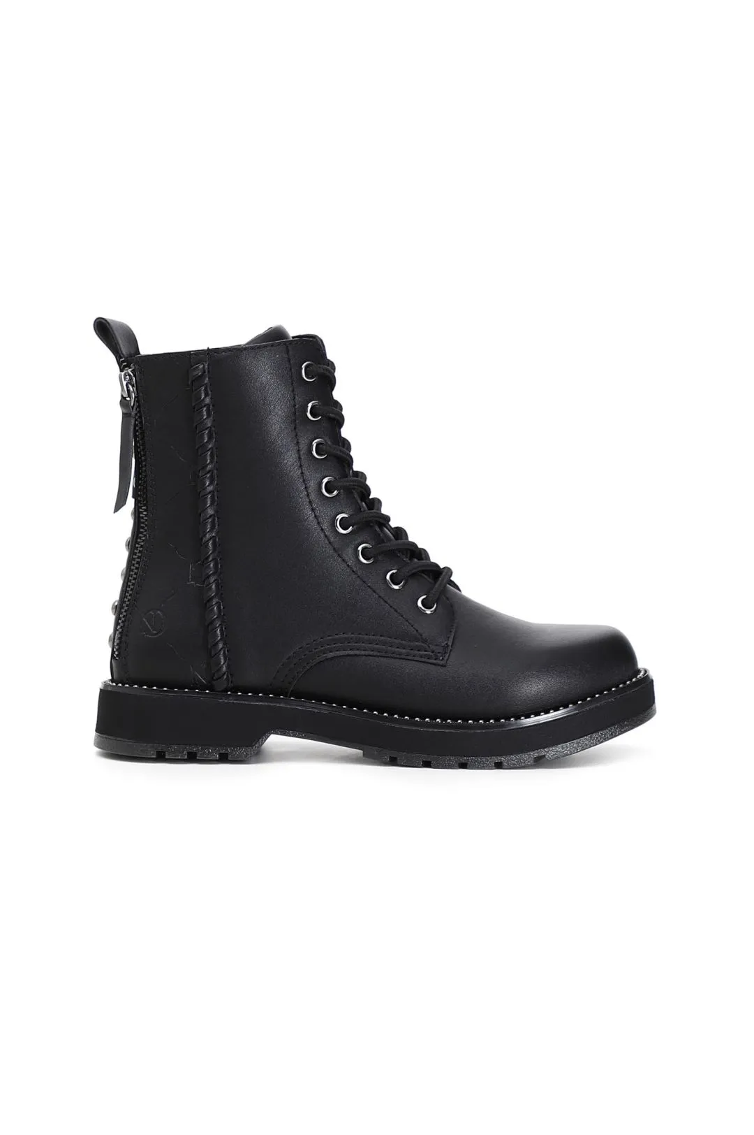 botines de piel sintética con enhebrados y tachuelas