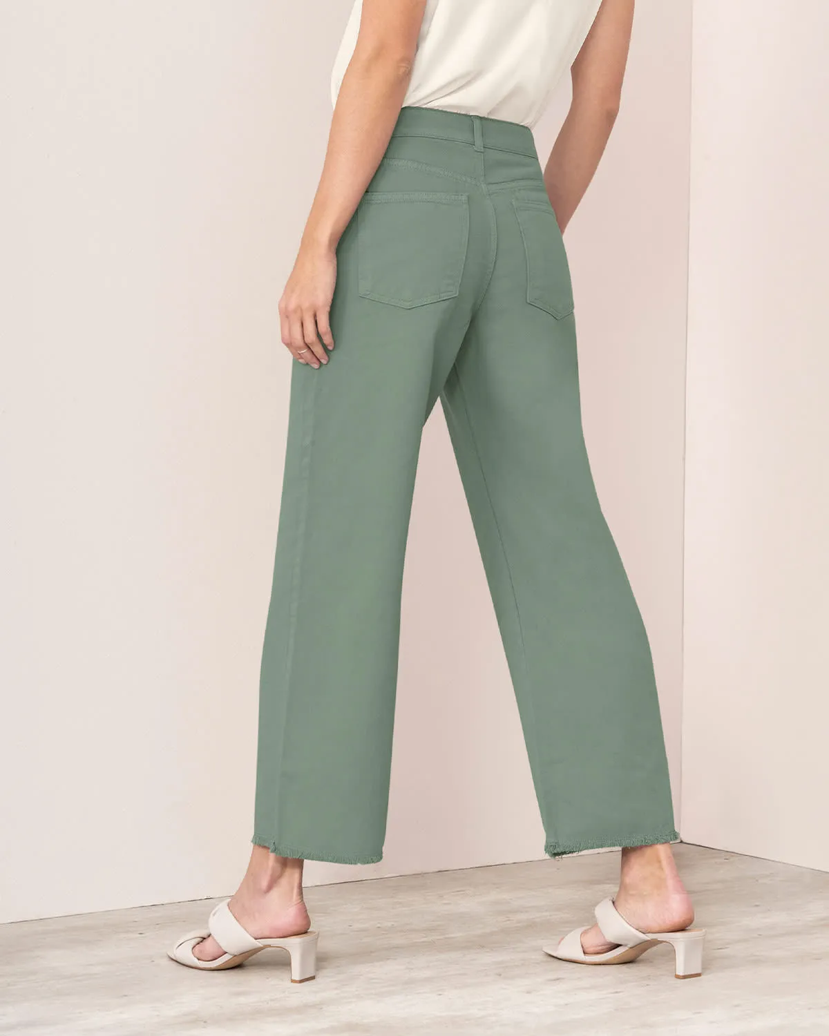 Pantalón tiro alto bota amplia